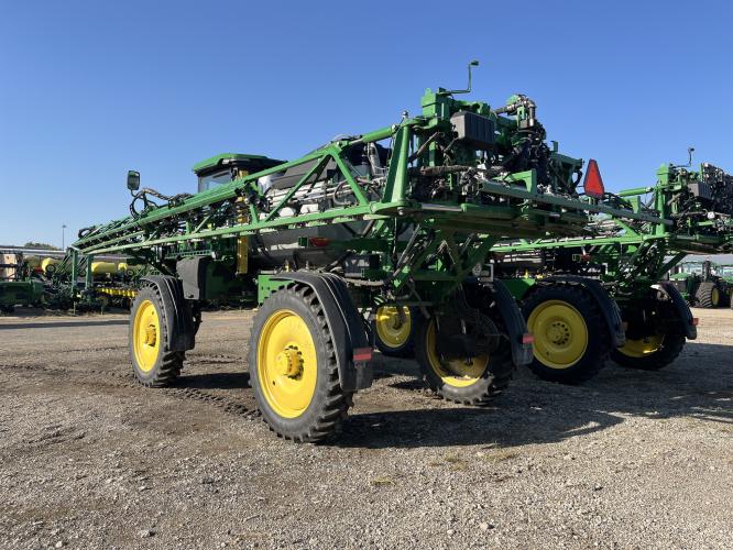 John Deere 412R