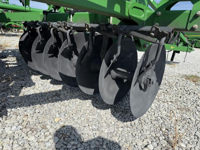 John Deere 2730