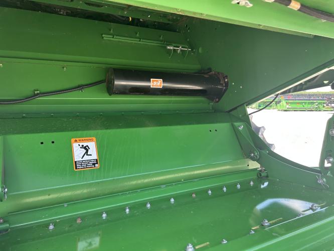 John Deere S770
