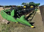 John Deere 635F