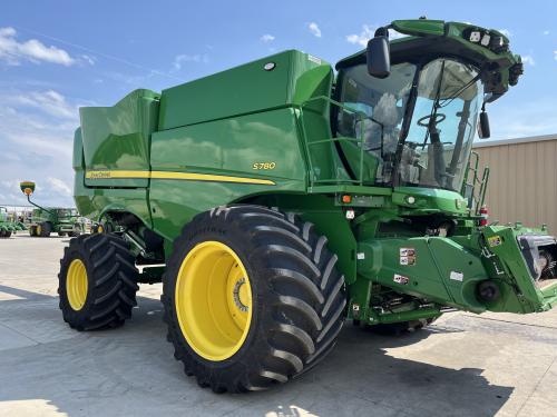 2023 John Deere S780