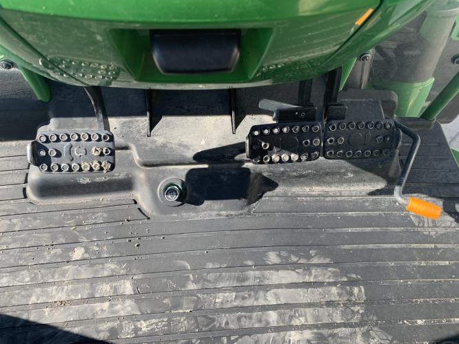 John Deere 5090M