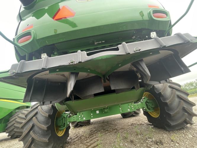 John Deere S780