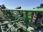 John Deere 2720