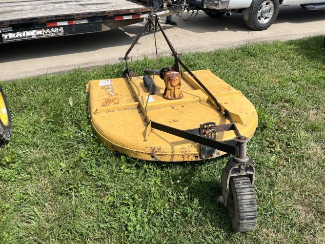 John Deere 3032E