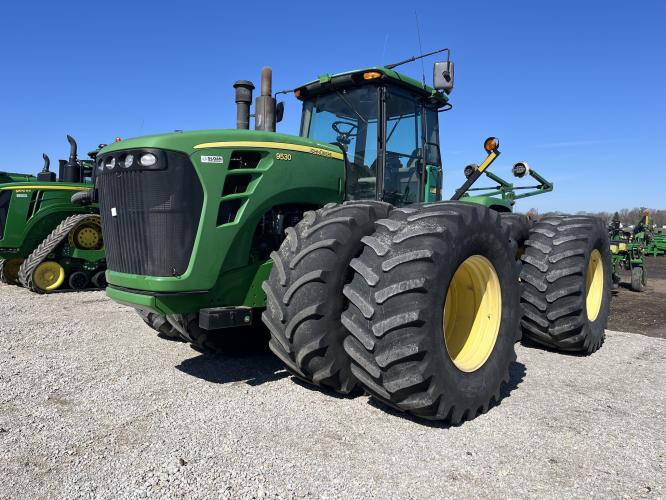 John Deere 9530