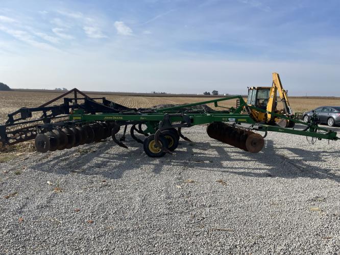 John Deere 512