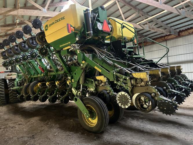 John Deere 1795