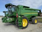 John Deere S760