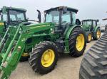 John Deere 6135E