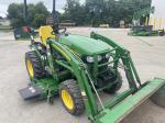 John Deere 2320