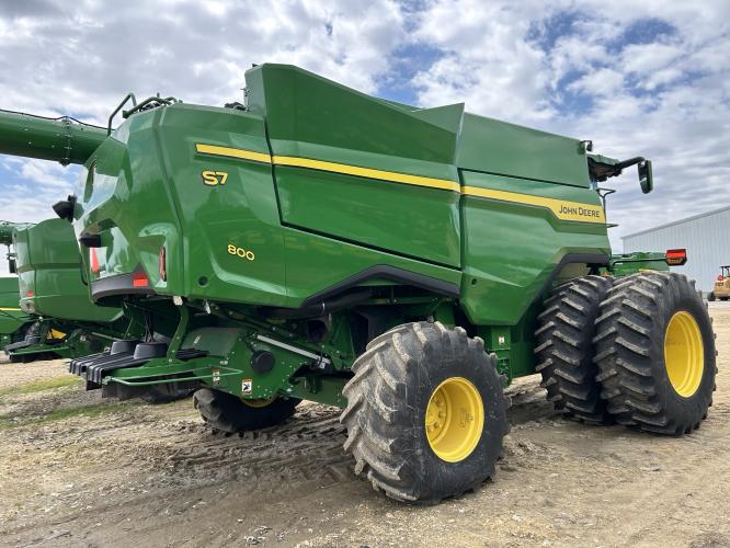 John Deere S7 800