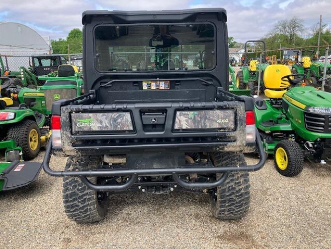 John Deere XUV835R Premium Cab