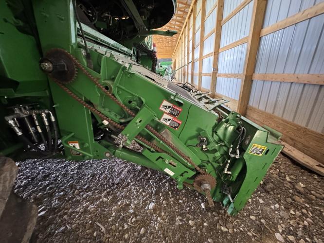 John Deere S780
