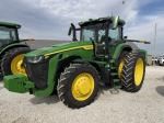 John Deere 8R 230