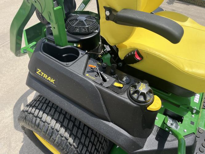 John Deere Z740R