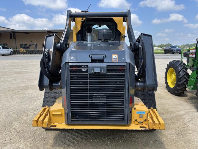 John Deere 333G
