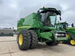 John Deere S670