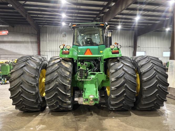 John Deere 9530