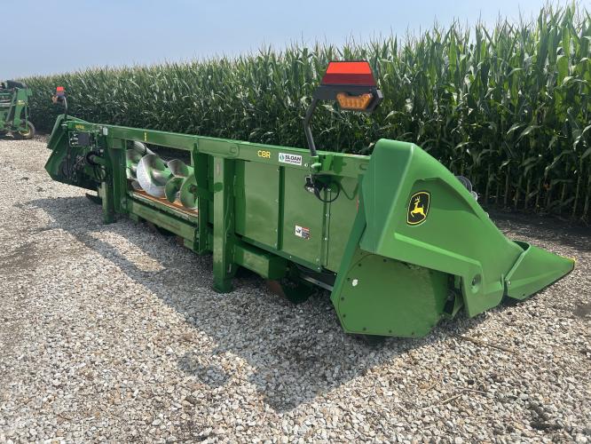 John Deere C8R
