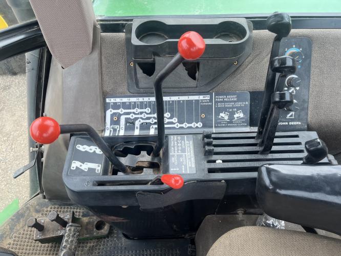 John Deere 4760