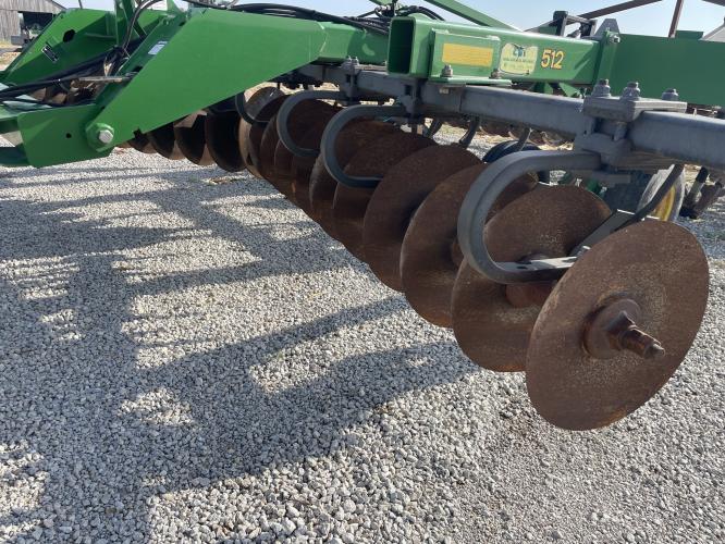John Deere 512
