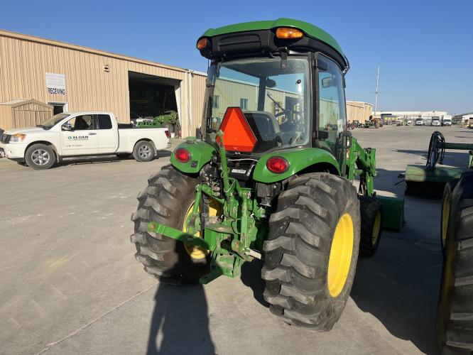 John Deere 4052R