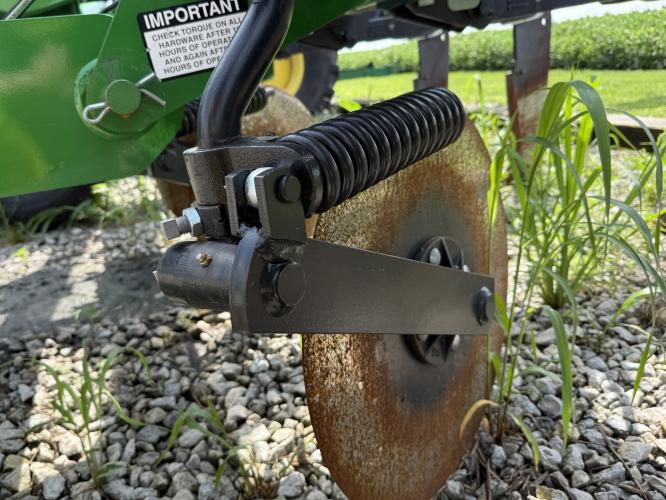 John Deere 2100