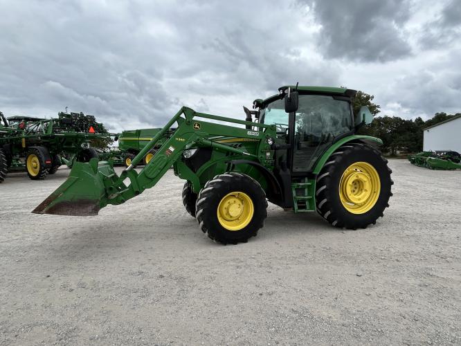 John Deere 6125R