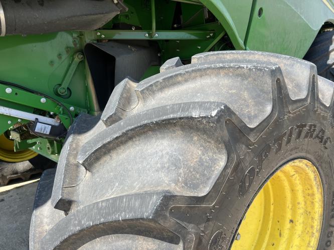 John Deere S780