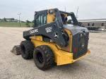 John Deere 330G