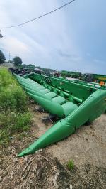 John Deere 712C