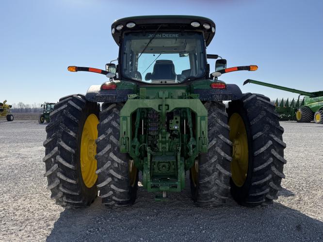 John Deere 8370R