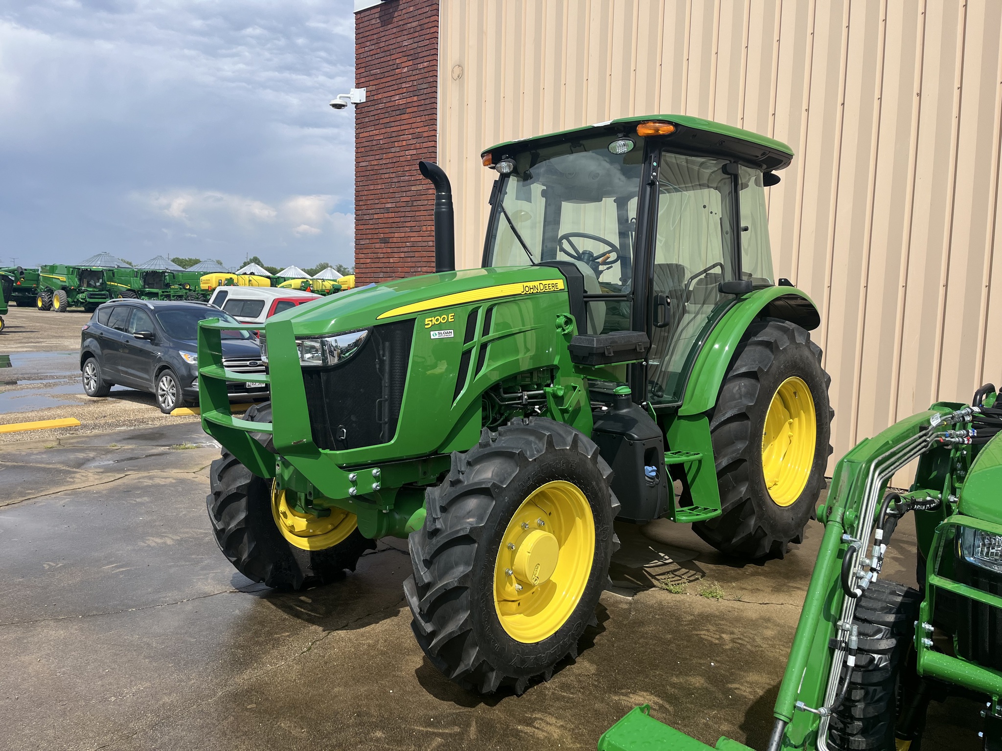 2024 John Deere 5100E