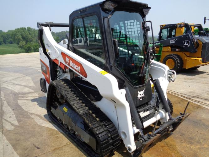Bobcat T66
