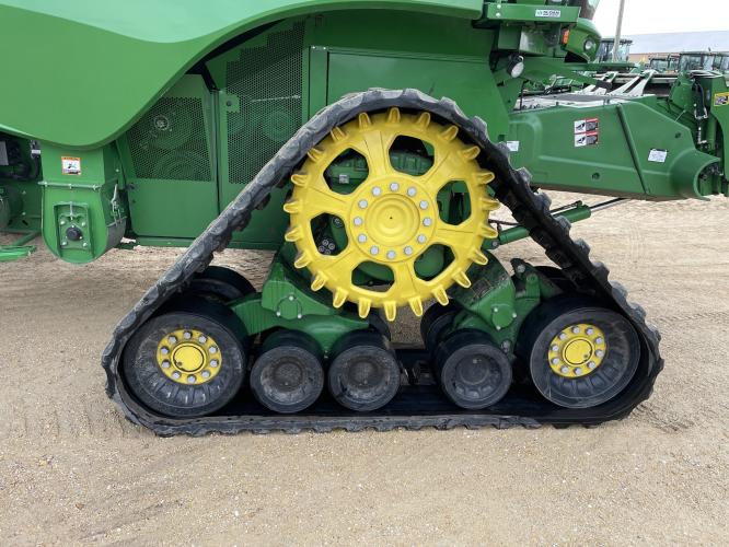 John Deere S790