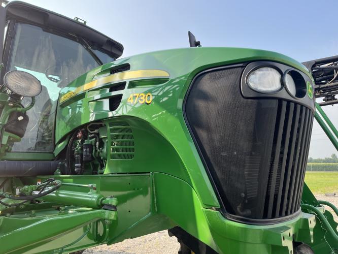 John Deere 4730