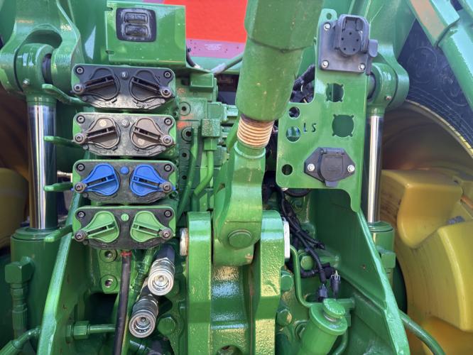 John Deere 8370R