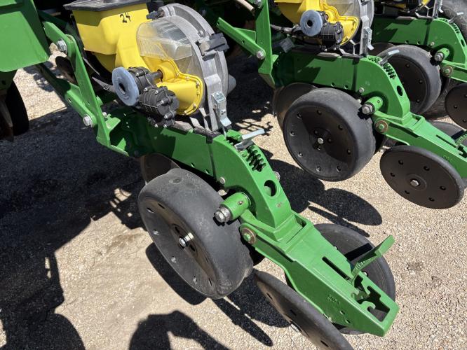 John Deere 1790