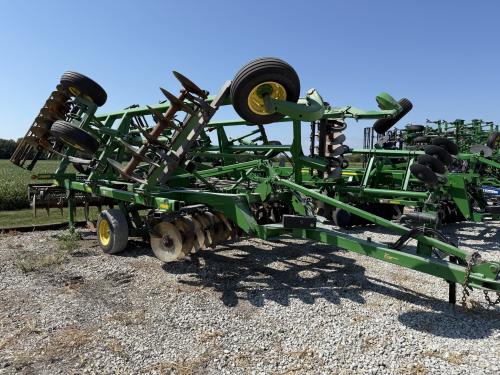 2013 John Deere 2720