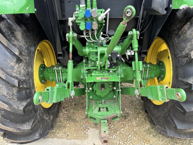 John Deere 5100E