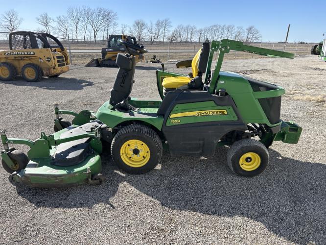John Deere 1550