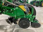 John Deere 1775NT