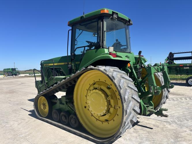 John Deere 8400T