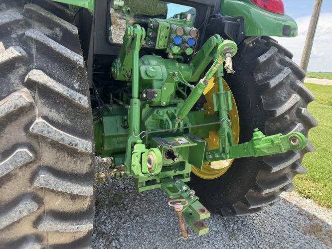John Deere 6130D