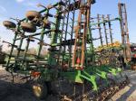 John Deere 2210