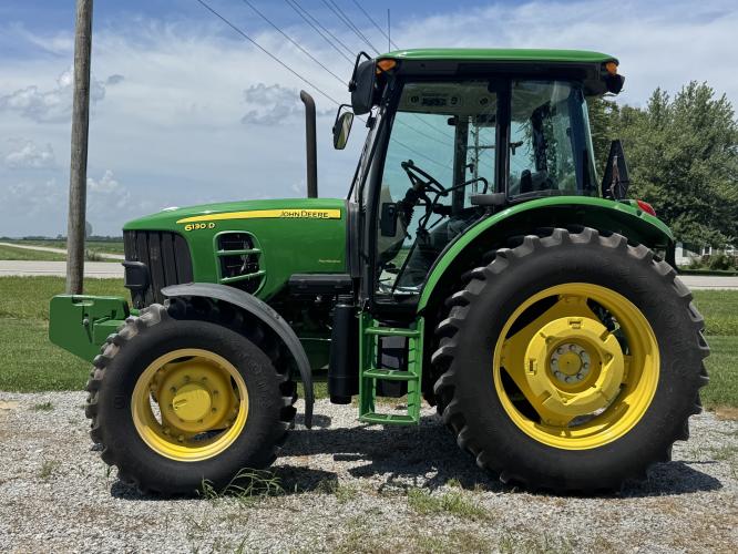 John Deere 6130D
