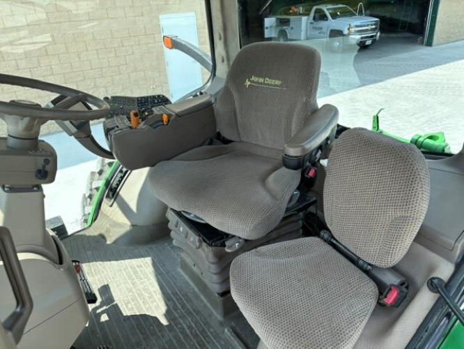 John Deere 8360R