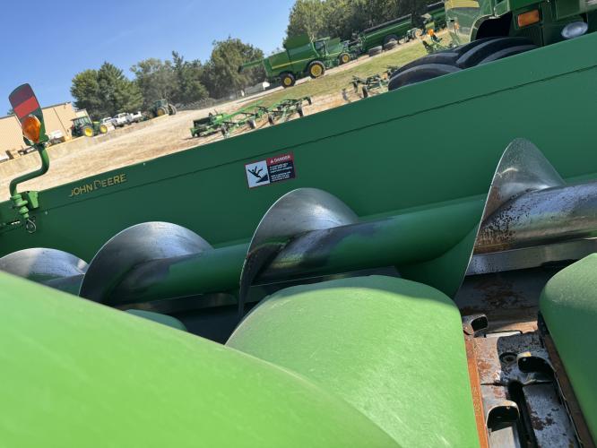 John Deere 612C