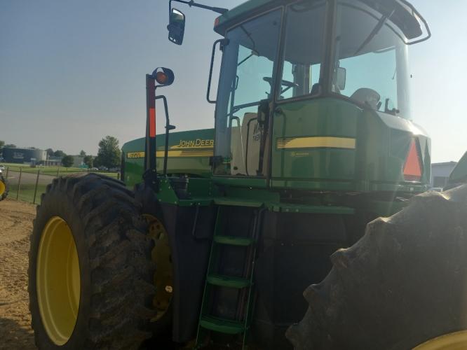 John Deere 9220